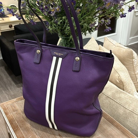 Henri Bendel Leather Tote Bag with dust bag~EUC - Picture 4 of 16